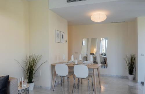 2275-Superb new apt on Valle Romano, golf view - Photo 4