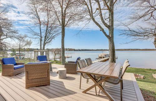 Dock and Views Lake Mitchell Home in Cadillac! - Foto 22