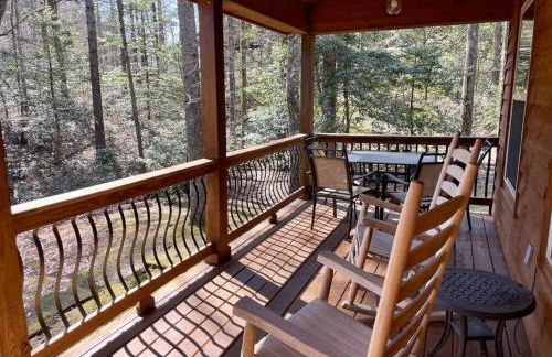 2 bed Cabin HOT TUB close to Helen #16 - Photo 24