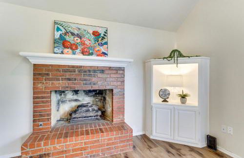 Less Than 1 Mi to Oak Tree National Cozy Getaway! - Foto 14