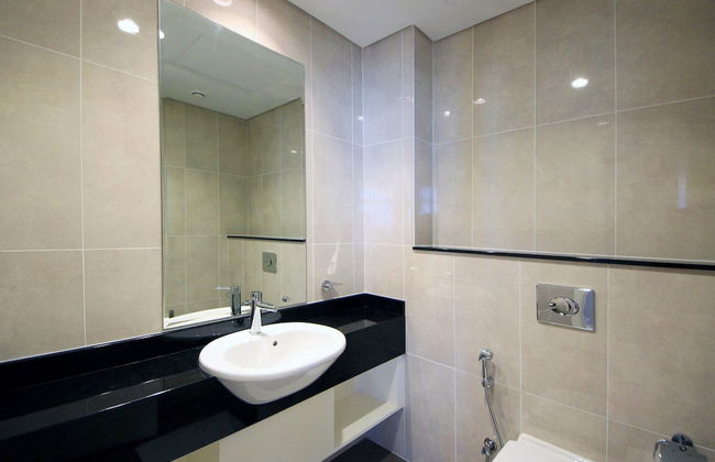 3 Bedroom Apartment in Artesia Tower B - Photo 18