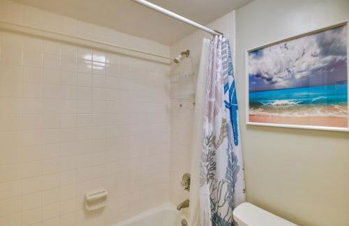 Daytona Beach Shores Condo Rental Walk to Beach! - Photo 16