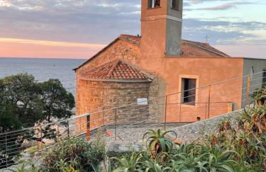 Private studio with mountain view with terrace in Medieval village - Foto 15