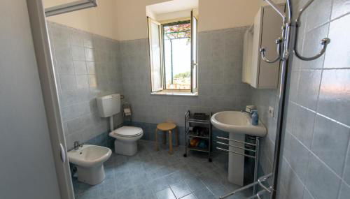 "Il Segreto" Vista Panoramica sulle Isole Eolie con Piscina, palestra e WiFi - Foto 5, Shower