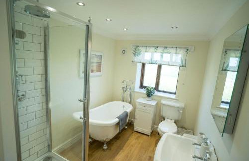 The Stables - Photo 10