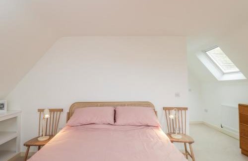 High Cogges Farm Holiday Cottages - Photo 25