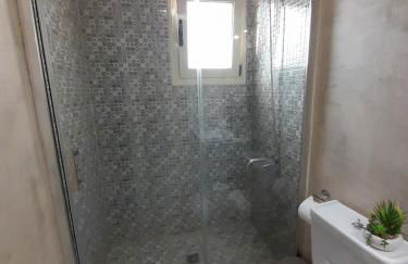 Little Octopus - Photo 12