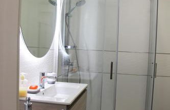 ARRUDA GARDEN LUXURY APARTMENT with AC - Photo 16