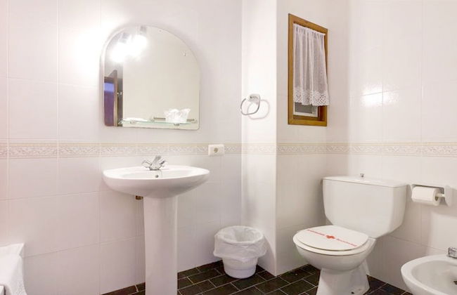 Apartamentos Sol Y Mar Menorca - Photo 21