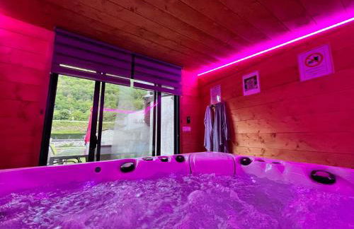 Le Hourmigué maison 130m2 avec jacuzzi à 15mn de Luchon - Foto 3