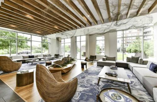 2BR Urban Retreat Gym Parkng and Scenic Rooftop - Foto 58
