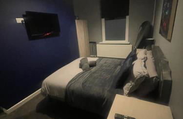 Affordable Luxury 3 Stunning Two Bed Apartment Sunderland close to City centre Hospital Crown Works Studio and Nissan - Foto 14