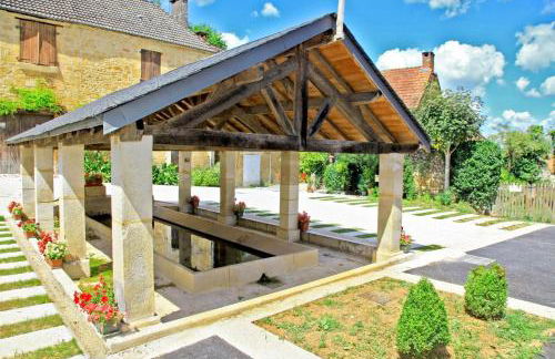 Petite maison en pierre au coeur du Périgord noir proche de Sarlat et Rocamadour - Foto 49