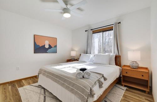 Serene Escape at Big Bass Lake & Pool Access - Foto 25