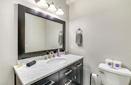 Spacious Holiday Island Escape with Deck and Gas Grill - Foto 18