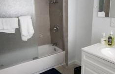 Massive 5 bedroom Close to NYC - Photo 7