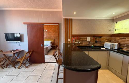 Varandas ao Mar Apto 116 Cond Frente Mar na Praia Grande - Foto 11