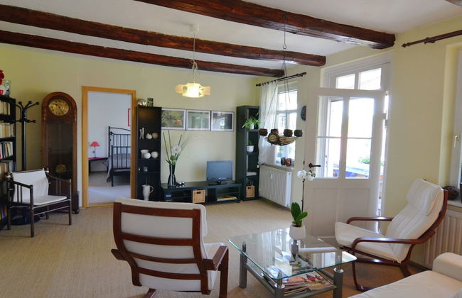 Modern Apartment in a Listed Villa With Beautiful View From Balcony - Foto 17