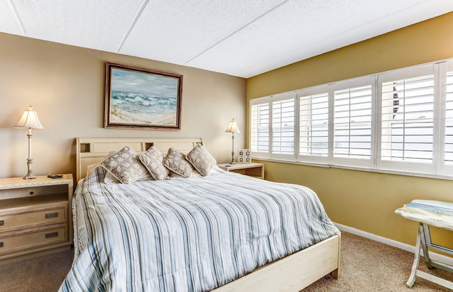 Recently Renovated Ocean Front Condo by RedAwning - Foto 3