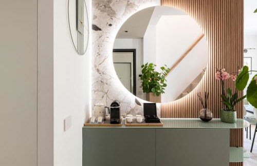 Modigliani Terrace Jacuzzi Golden House - Foto 11