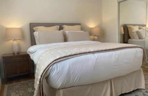 Guest house with private entry and large pool - Foto 15