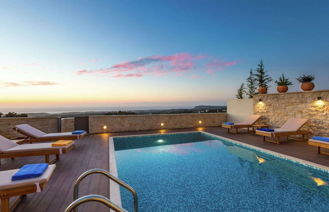 Villa with Private Pool near Sea & Arkadi Monastery on NW Coast - Foto 1