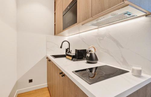 Modern apartment near subway - Photo 12