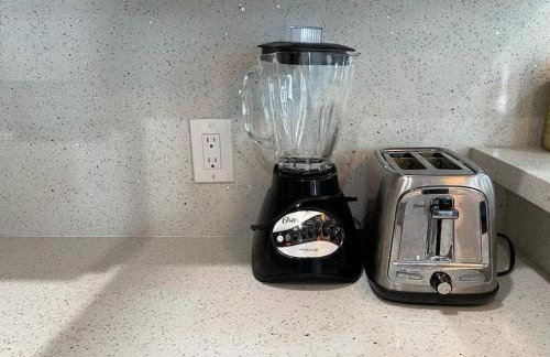 Serene Studio W Parking 10 min from Beach and FLL - Foto 13