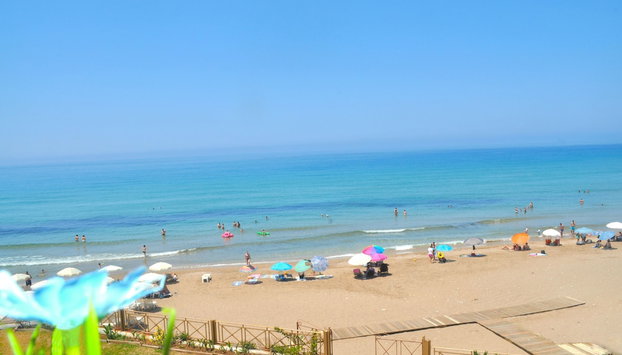 Beachfront Loft Apartment - Agios Gordios Corfu - Foto 2, Imagen principal