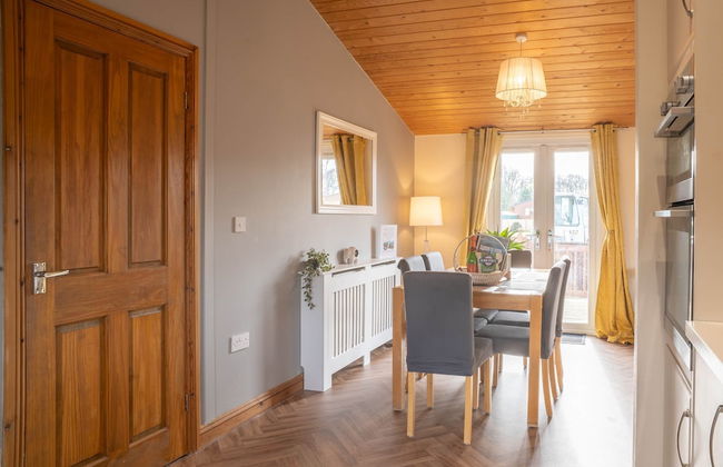 Nualas Lodge Private Hot Tub Escape - Foto 1