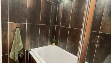 5 Roslin Place- 2 Bed Apartment - Foto 3