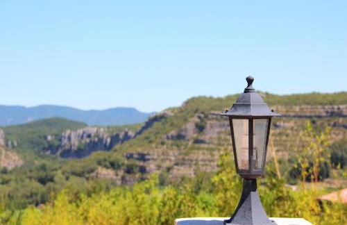 Peaceful Holiday Home in Les Vans, Ardeche With Pool - Foto 50