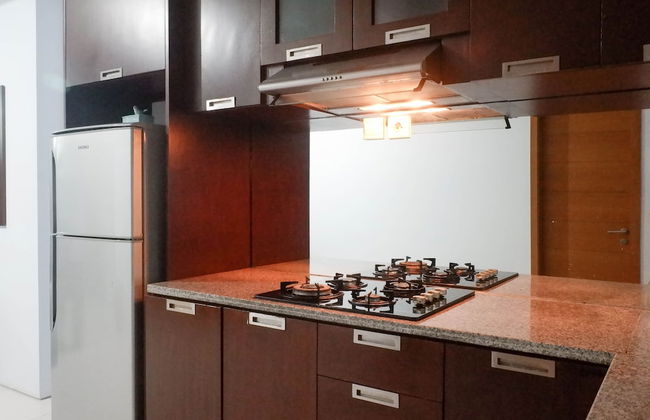 Modern 2Br Apartment At Aryaduta Residence Connected To Cito Mall - Photo 11