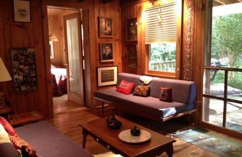 Charming Cabin with Serene Lake Views for a Family Getaway near Pittsfield, Massachusetts - Foto 20