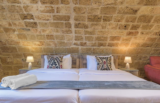 Timberwood Studio in Batroun - Photo 7