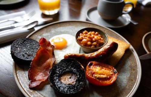 Hyll Hotel - Photo 2