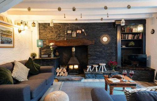 Castell Cwtch Llangrannog - Photo 1