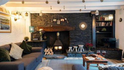 Castell Cwtch Llangrannog - Foto 1