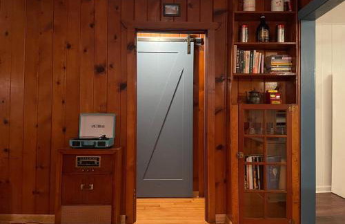 Springbrook · Cozy 2BR Mt. Hood Cabin, Fireplace & Retro Kitchen - Foto 31