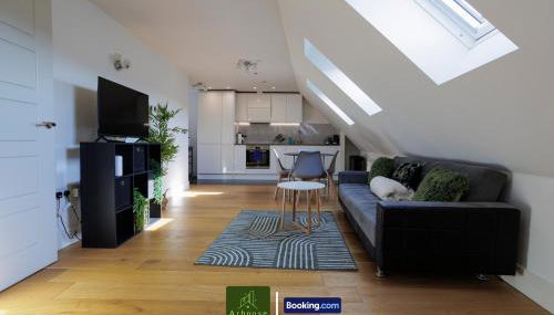 One Bedroom Apartment By Arhouse Apartments Short Lets & Serviced Accommodation Kingston With Free WiFi - Photo 2