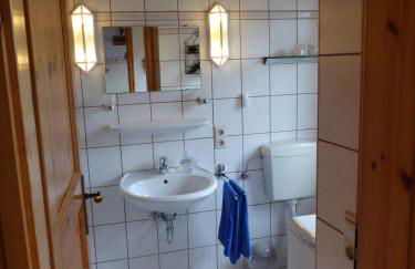 Dat Osterhuus - gemütlich, familienfreundlich, Wallbox, WLAN, 3-Sterne, im Zentrum von Neßmersiel - Foto 31