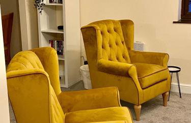 Oaklodge House - Photo 52