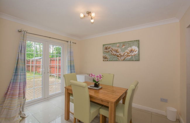 Modern 4 Bedroom Detached House in Cardiff - Foto 11