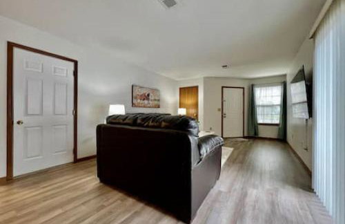 Charming remodeled 2 bed GEM Middletown - Foto 1