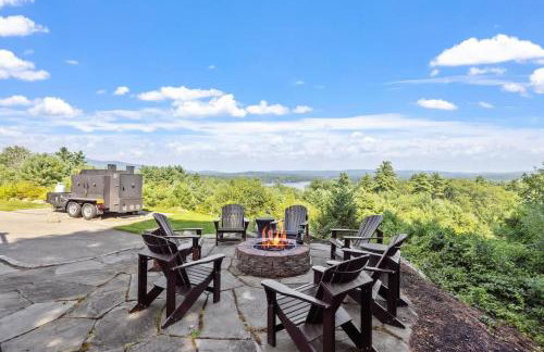 Lakeside Luxury Retreat with Winnipesaukee Views - Foto 1
