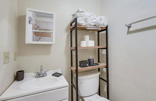 1 Block to Penn Station-Baltimore! Urban Studio - Photo 19