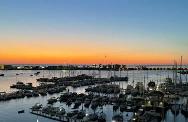 Attico con terrazza sul porticciolo turistico di Vibo Marina - Foto 24