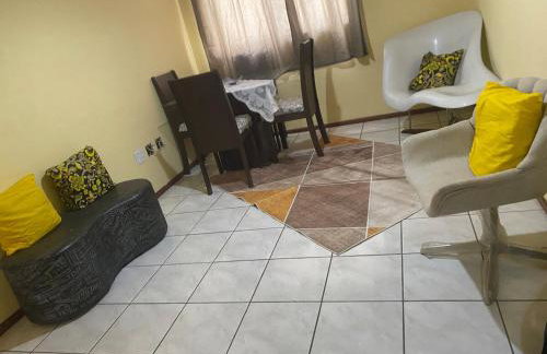 Apartamento aconchegante central com garagem - Foto 8