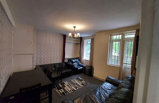 Charming Three Bedroom 5 Double Bed Apt in London - Foto 16