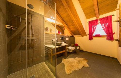 Luxus Ferienhäuser Chalets zum Ilsetal mit Kamin & Sauna in Ilsenburg im Harz - Foto 8